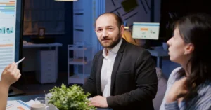 consultant wiufamcta jivbcqu